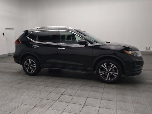 Used 2020 Nissan Rogue SV w/ Premium Package FWD image 11