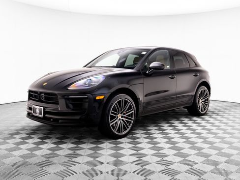 Certified 2026 Porsche Macan S AWD/4WD image 1
