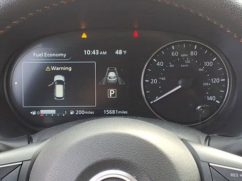 Used 2024 Nissan Kicks SR w/ SR Premium Package image 18