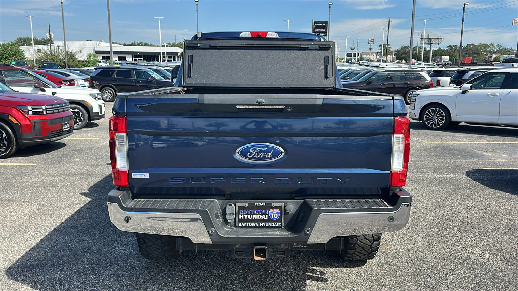 Used 2019 Ford F250 Lariat w/ Lariat Ultimate Package AWD/4WD image 14