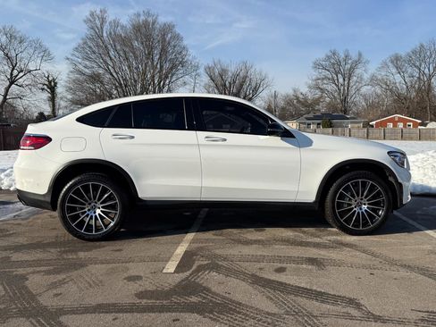 Used 2023 Mercedes-Benz GLC 300 GLC 300 4MATIC Coupe image 4