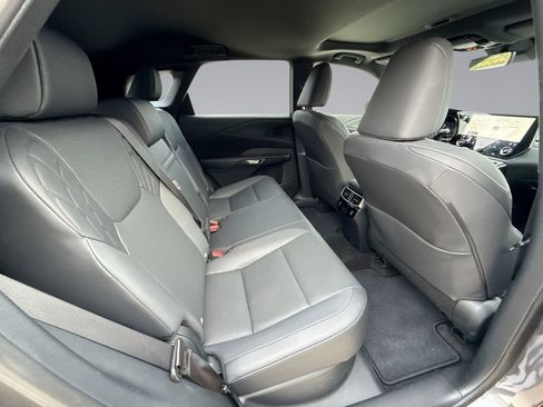 Used 2026 Lexus RX 350 Premium w/ Accessory Package (Z1) FWD image 17