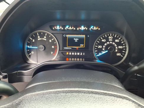 Used 2015 Ford F150 XLT w/ Equipment Group 302A Luxury image 11