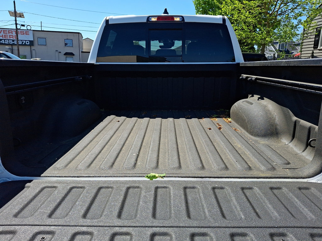 Used 2025 RAM 1500 Big Horn AWD/4WD image 17