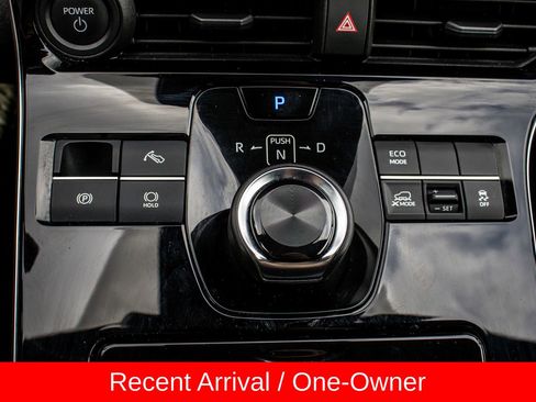 Used 2023 Toyota bZ4X AWD image 18