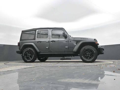 Used 2021 Jeep Wrangler Unlimited Willys image 40