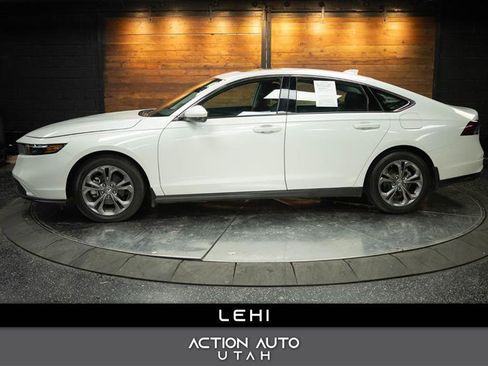 Used 2023 Honda Accord EX image 1