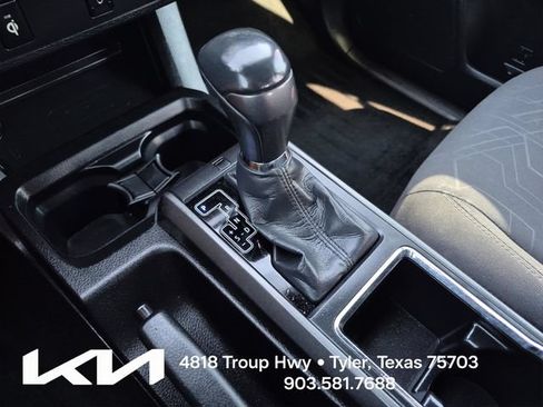 Used 2016 Toyota Tacoma TRD Off-Road w/ Towing Package AWD/4WD image 38