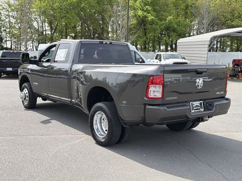 Used 2024 RAM 3500 Big Horn w/ Sport Appearance Package image 11