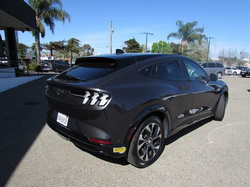 Used 2022 Ford Mustang Mach-E Premium image 4