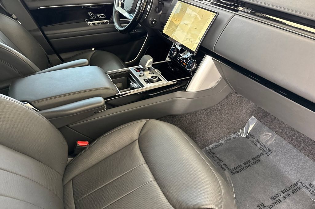 Used 2023 Land Rover Range Rover SE AWD/4WD image 19