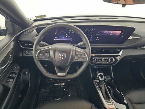 New 2026 Buick Envista Sport Touring w/ Convenience I Package FWD image 18