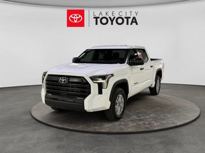 New 2026 Toyota Tundra SR5 w/ SR5 Convenience Package
