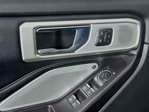 Used 2020 Ford Explorer ST w/ Premium Technology Package image 18