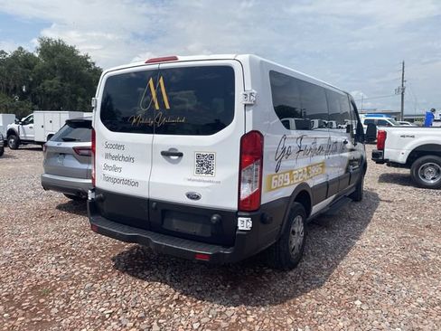 Used 2015 Ford Transit 350 XLT RWD image 4