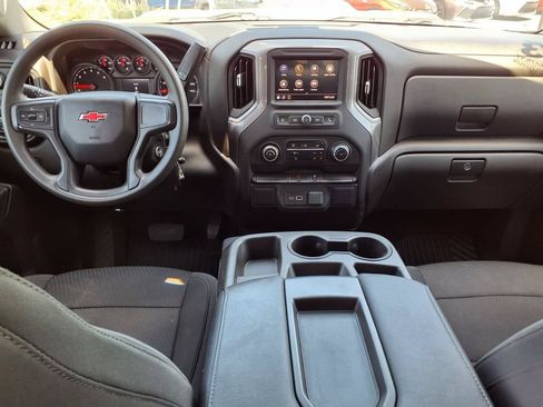 Used 2023 Chevrolet Silverado 2500 Custom AWD/4WD image 18