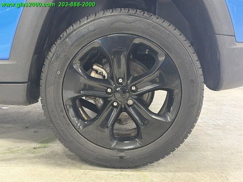 Used 2020 Jeep Compass Latitude image 16