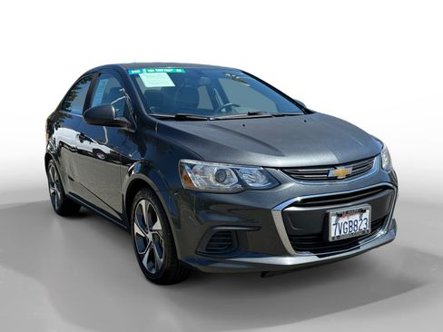 Used 2017 Chevrolet Sonic Premier FWD image 7