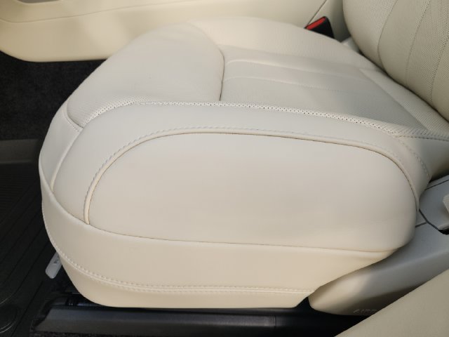 New 2027 Land Rover Range Rover Long Wheelbase SE AWD/4WD image 23