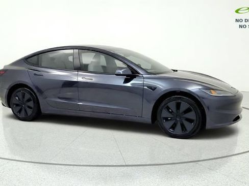 Used 2026 Tesla Model 3 RWD image 10