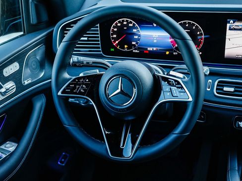 New 2026 Mercedes-Benz GLE 350 4MATIC image 13