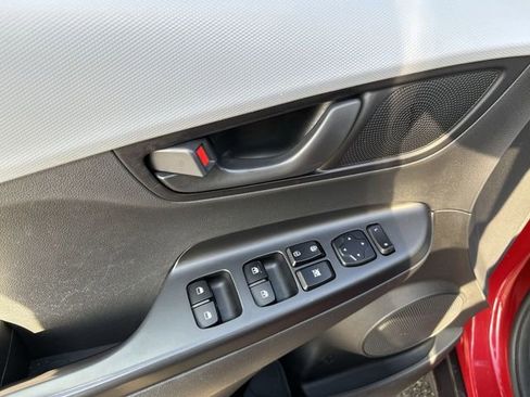 Used 2020 Hyundai Kona SEL image 21