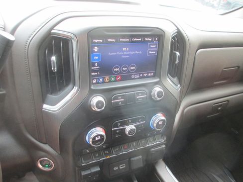Used 2022 GMC Sierra 2500 Denali w/ Denali Ultimate Package image 34