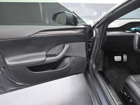 Used 2021 Tesla Model S Plaid AWD/4WD image 16