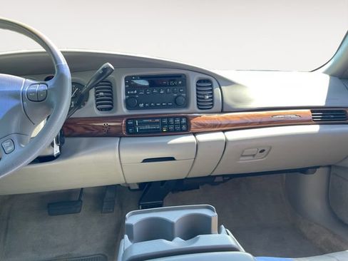 Used 2003 Buick Le Sabre Custom w/ Comfort & Style Package FWD image 11
