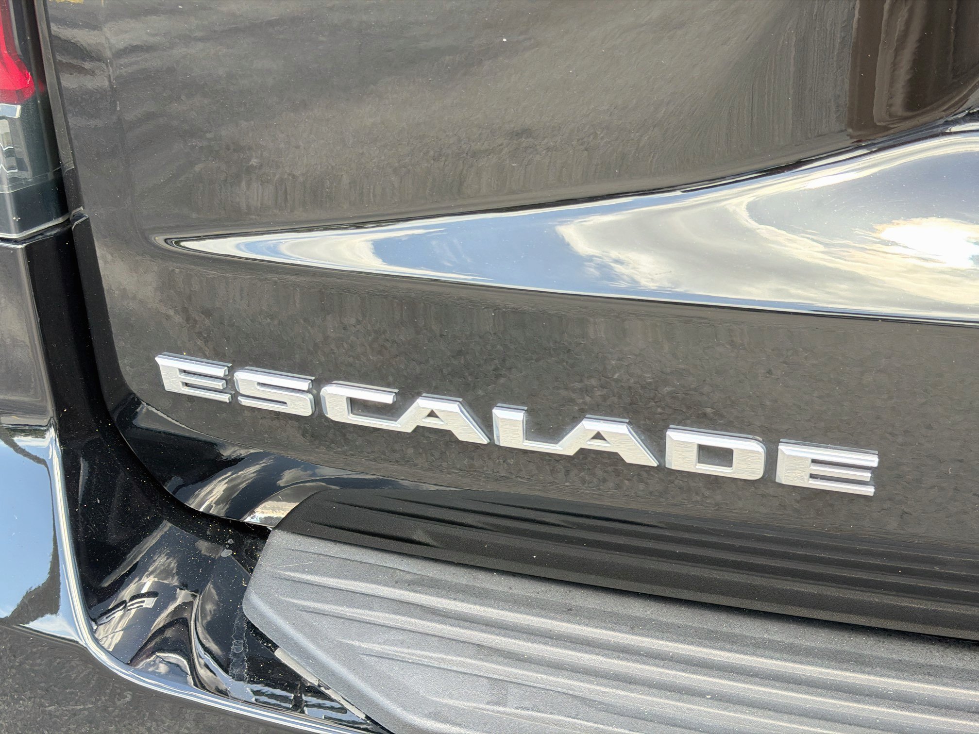 Used 2022 Cadillac Escalade Premium Luxury Platinum AWD/4WD image 11