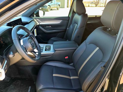 New 2026 MAZDA CX-90 3.3 Turbo w/ Premium Plus Pkg image 17