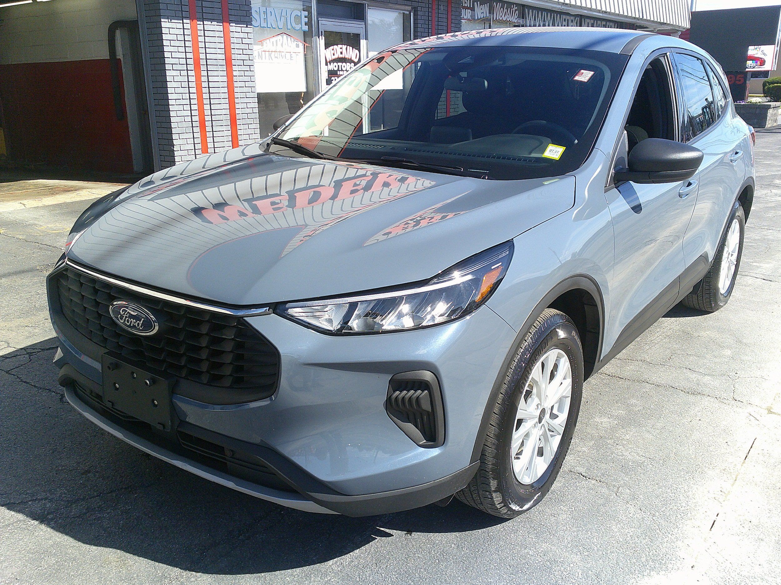 Used 2025 Ford Escape Active AWD/4WD image 16