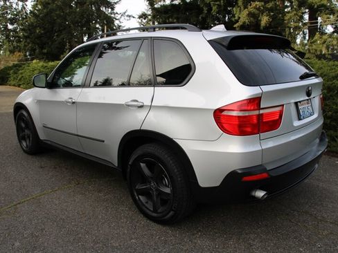 Used 2009 BMW X5 xDrive30i image 4