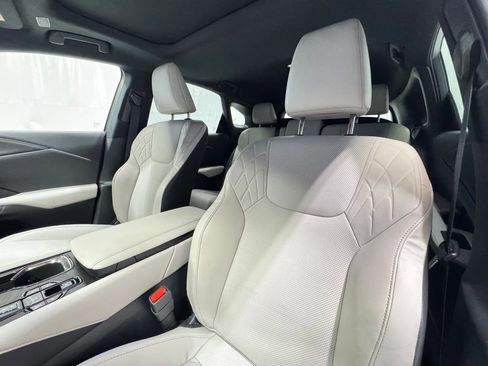 Used 2024 Lexus RX 350 Premium w/ Convenience Package image 21