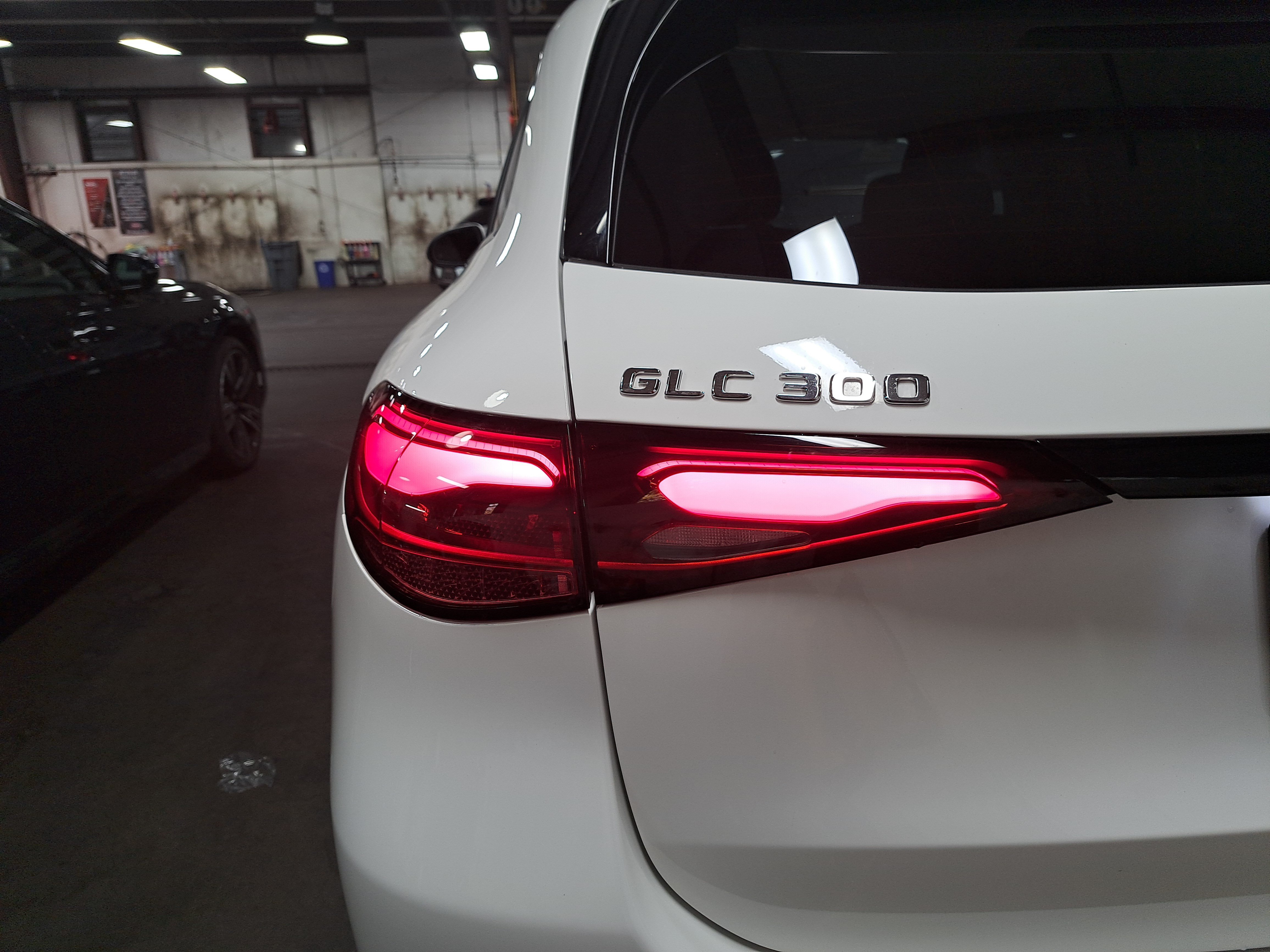 Used 2026 Mercedes-Benz GLC 300 4MATIC image 36