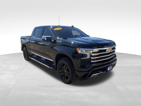 Used 2024 Chevrolet Silverado 1500 High Country w/ Technology Package AWD/4WD image 5