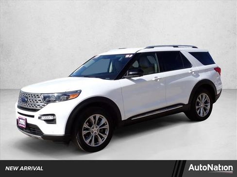 Used 2023 Ford Explorer Limited image 1