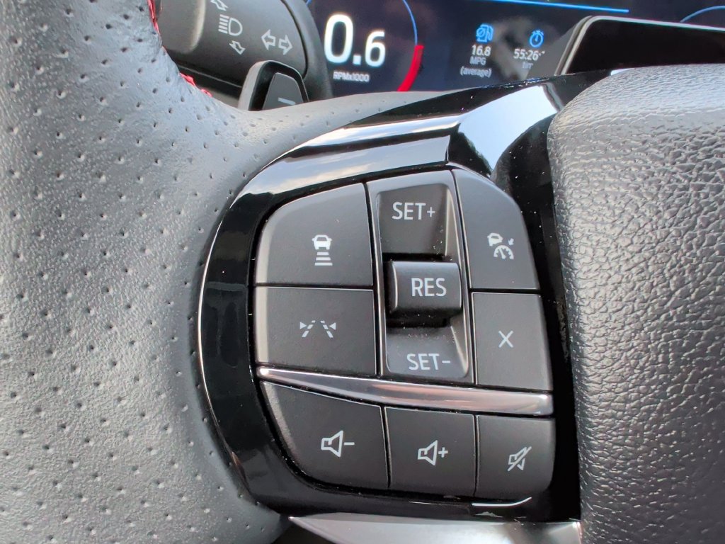 Used 2025 Ford Explorer ST AWD/4WD image 26