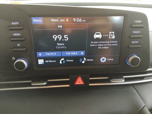 Used 2025 Hyundai Elantra SE FWD image 25