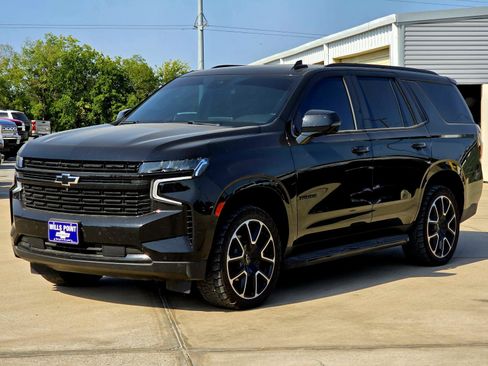 Used 2024 Chevrolet Tahoe RST w/ Luxury Package AWD/4WD image 3