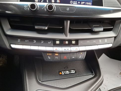 Used 2025 Cadillac CT4 Luxury image 16