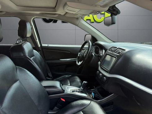 Used 2018 Dodge Journey GT w/ Nav & Sun Group AWD/4WD image 23