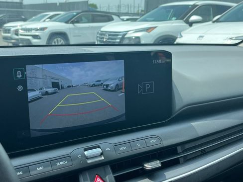 Used 2025 Kia K4 FWD image 23