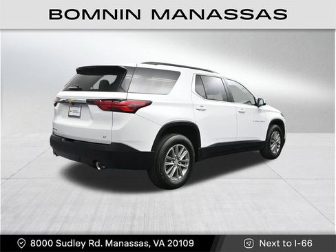 Used 2023 Chevrolet Traverse LT AWD/4WD image 5