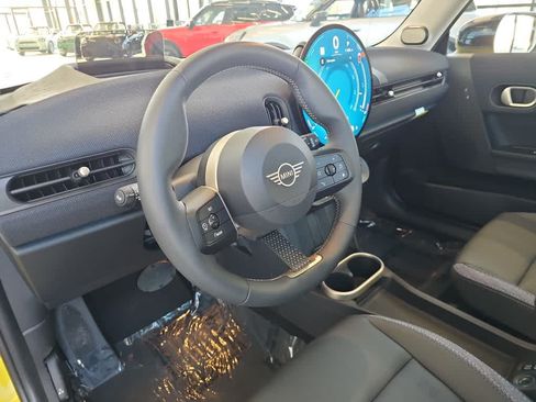 Certified 2025 MINI Cooper S FWD image 11