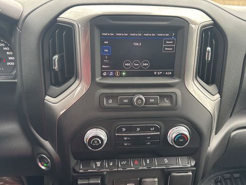 Used 2024 GMC Sierra 2500 Pro AWD/4WD image 13