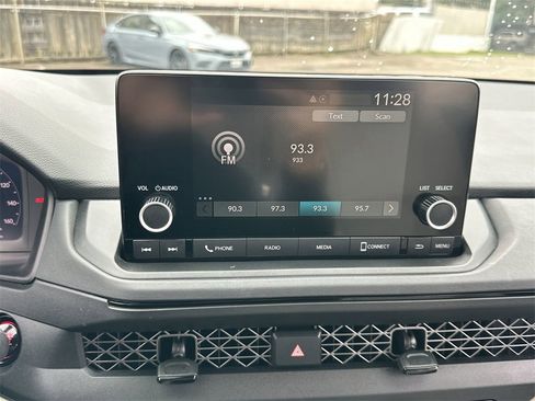 Used 2025 Honda Accord LX image 24