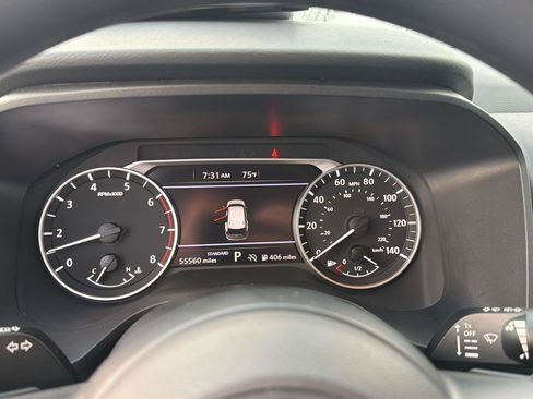 Used 2024 Nissan Rogue SV FWD image 23
