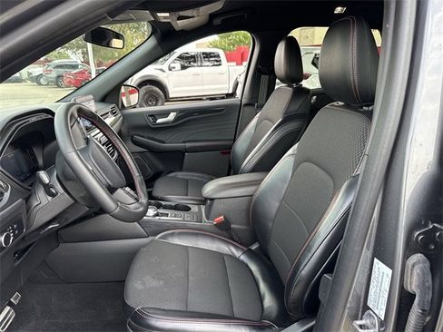 Used 2024 Ford Escape ST-Line image 25