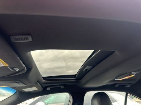 Used 2015 Ford Taurus SHO w/ Equipment Group 401A image 9